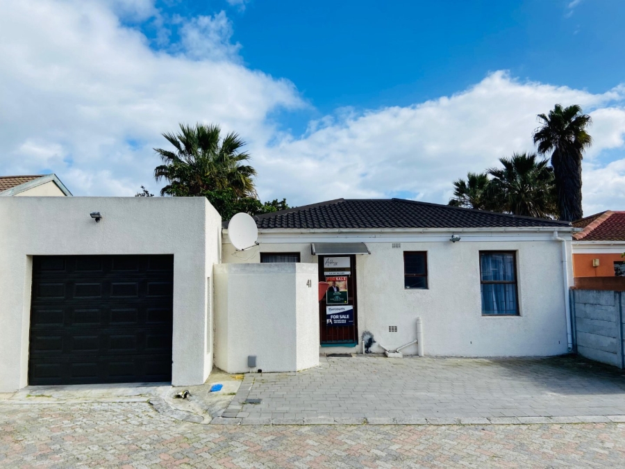 2 Bedroom Property for Sale in Summer Greens Western Cape
